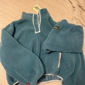 Daily Drills Teal Fleece Set